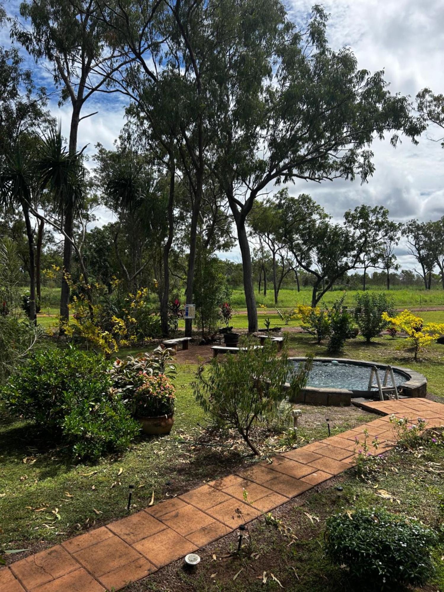 Litchfield Tropical Stay Batchelor المظهر الخارجي الصورة