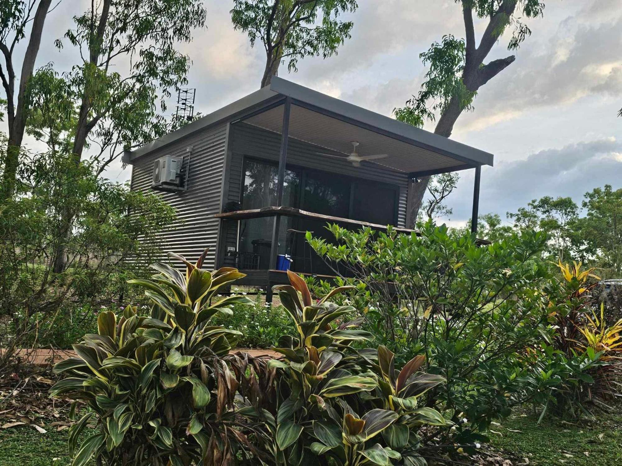 Litchfield Tropical Stay Batchelor المظهر الخارجي الصورة