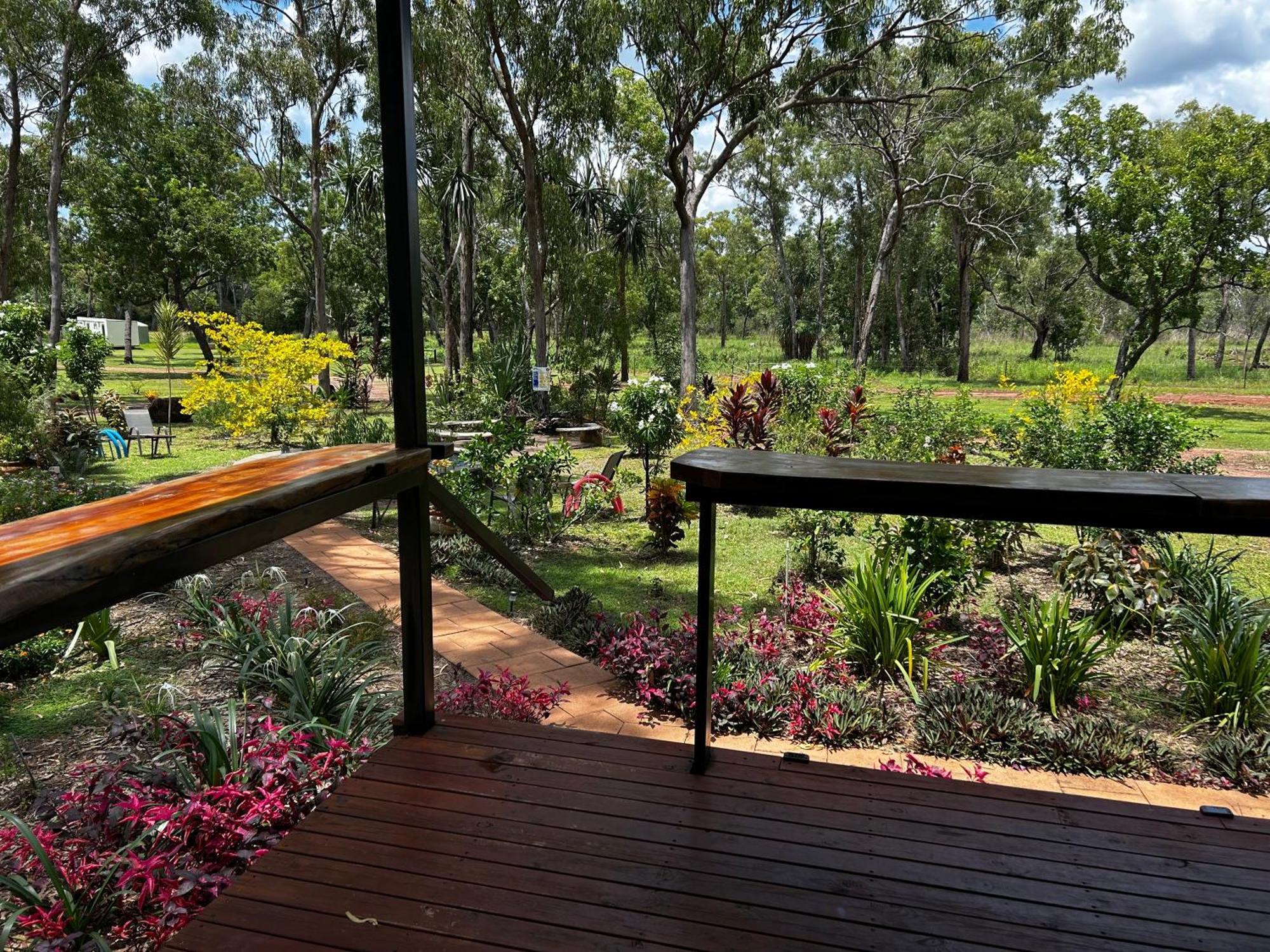 Litchfield Tropical Stay Batchelor المظهر الخارجي الصورة