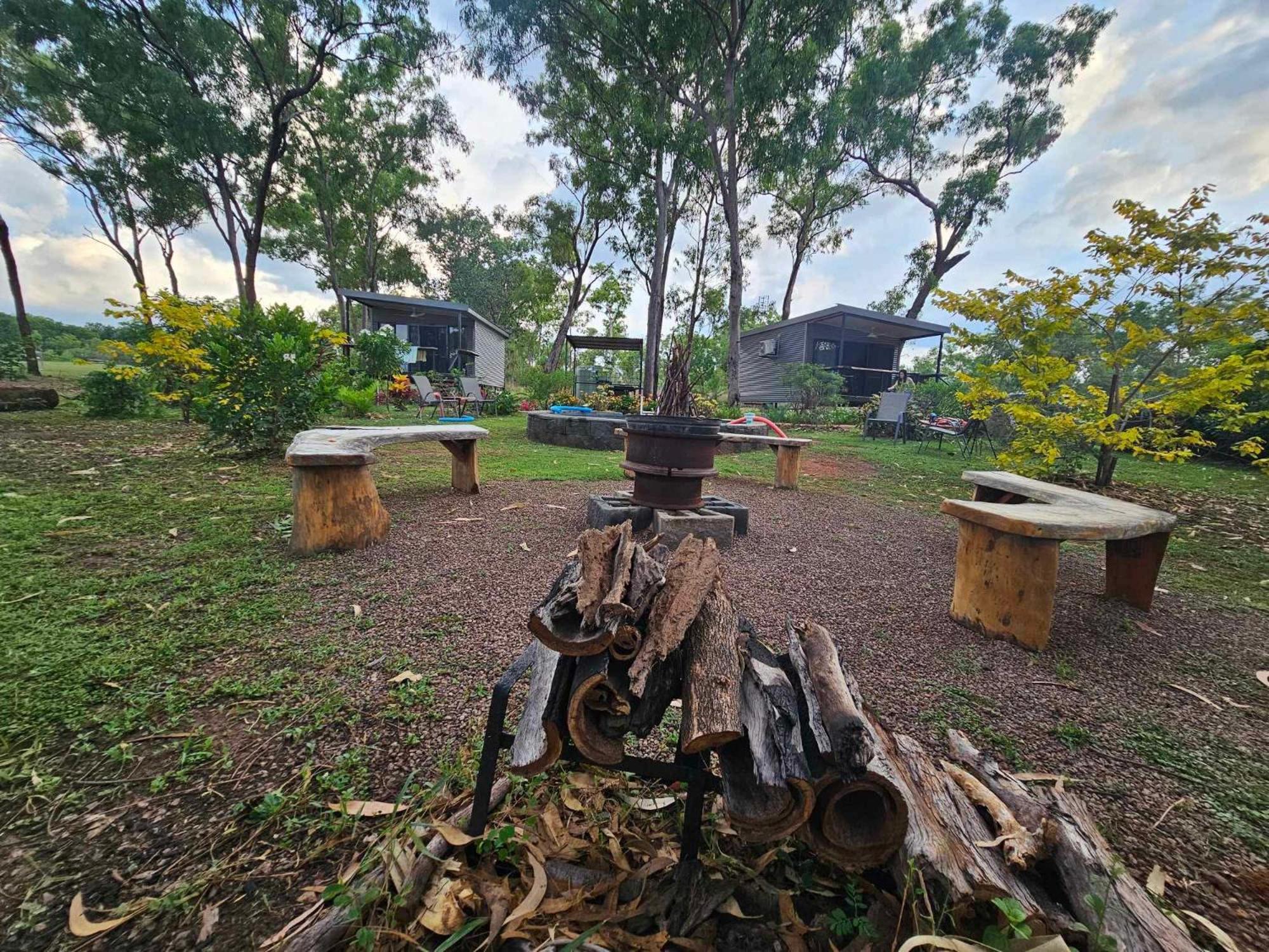 Litchfield Tropical Stay Batchelor المظهر الخارجي الصورة